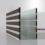Планкен для забора Printec под дерево 120 mm RAL 7035 – покрытие матовое, толщина 0,45 мм в Омске  | фото 4